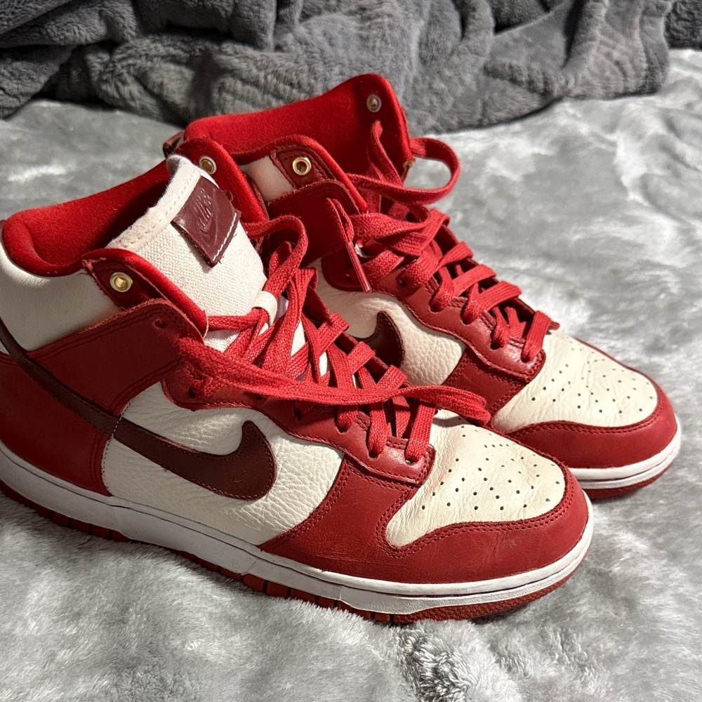 Nike Red and White High-Tops